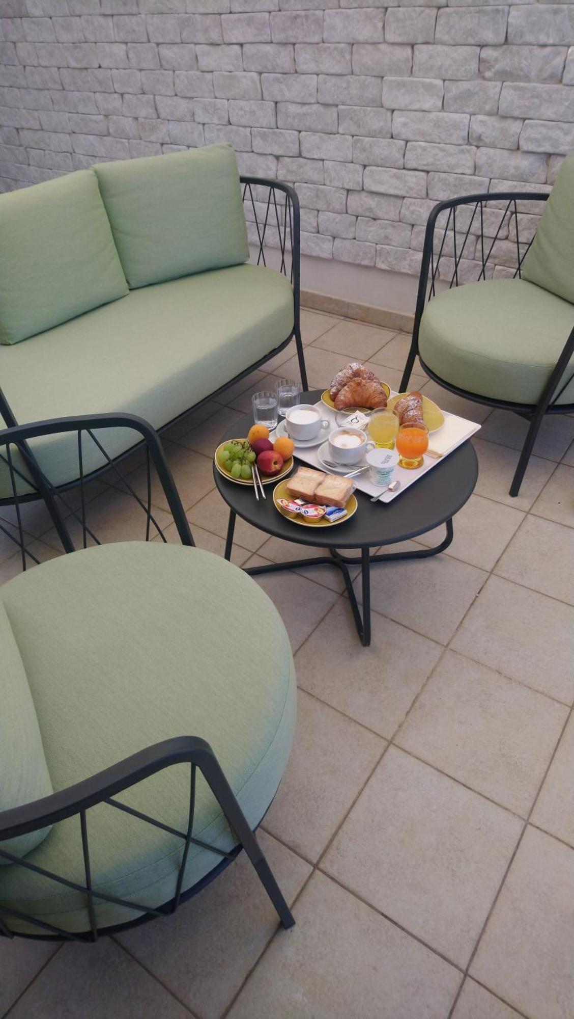 Al Corso Charming Rooms Peschici Exterior photo